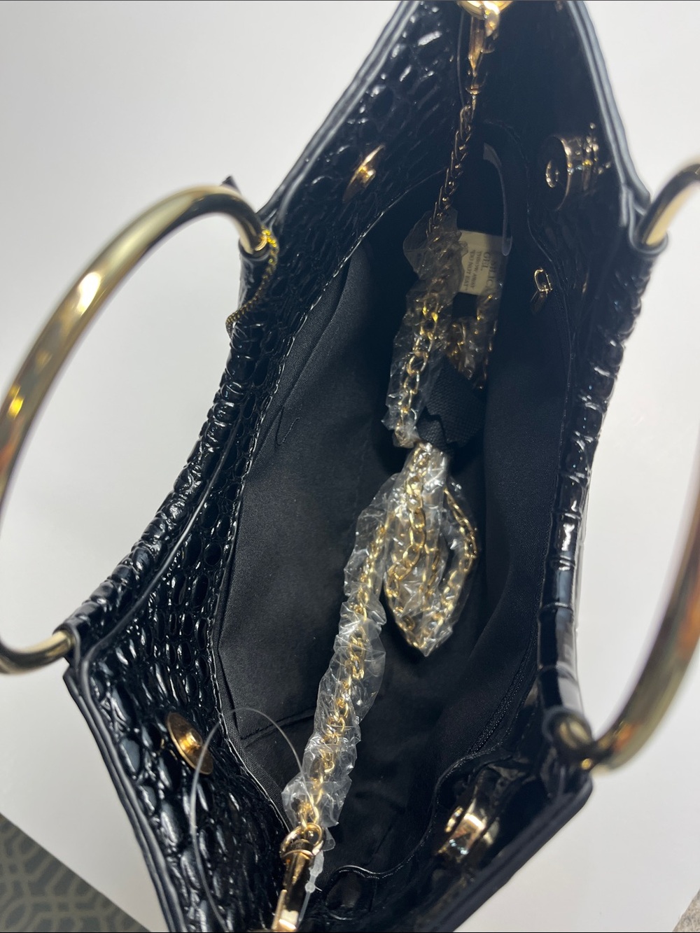 Imoshion Black Croc-Embossed Clutch with Gold Ring Handle - Picture 5 of 10